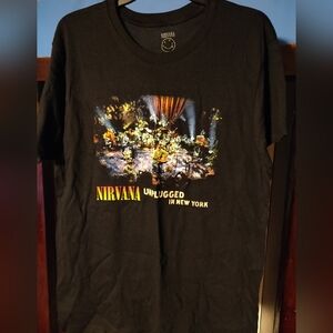 Nirvana Unplugged in New York Kurt Cobain Foo Fighters T-shirt Men's L Large